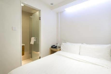 Hotel Pandora Tsim Sha Tsui  Экстерьер фото